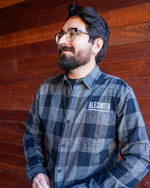 Load image into Gallery viewer, Logo Flannel - Black/Gray
