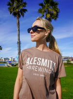 Load image into Gallery viewer, Women&#39;s Brewing Diamonds Tee - Latte
